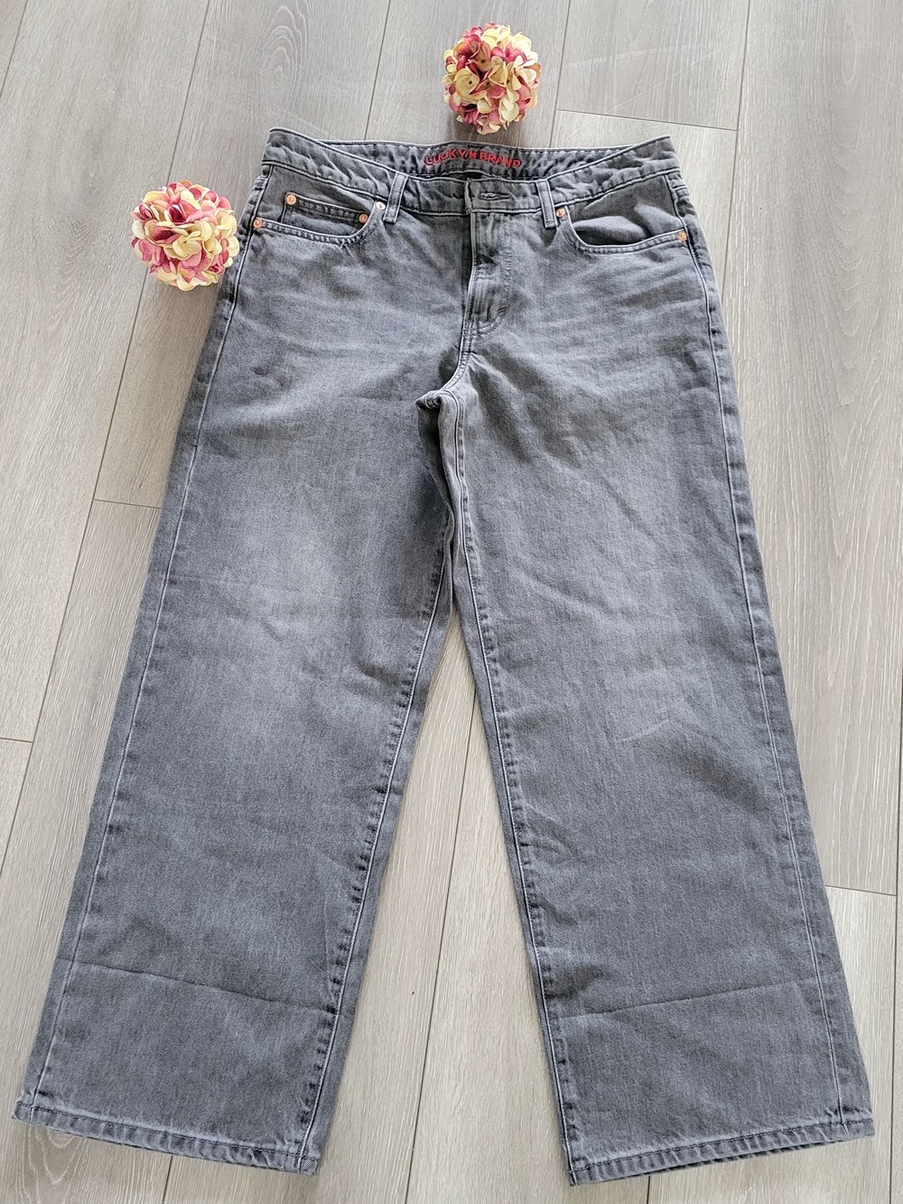 Lucky Brand Women's Straight-Leg Jeans in Gray